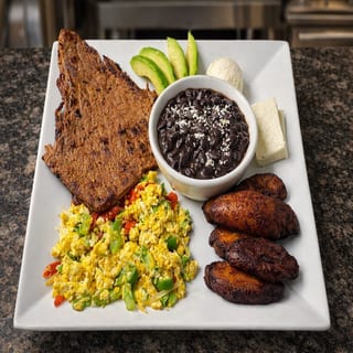 Plato Tipico Steak