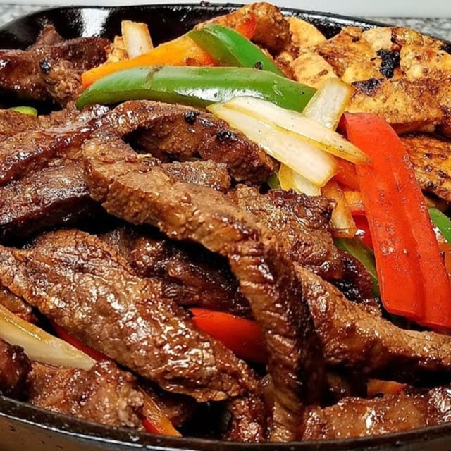 Classic Mix Fajitas.