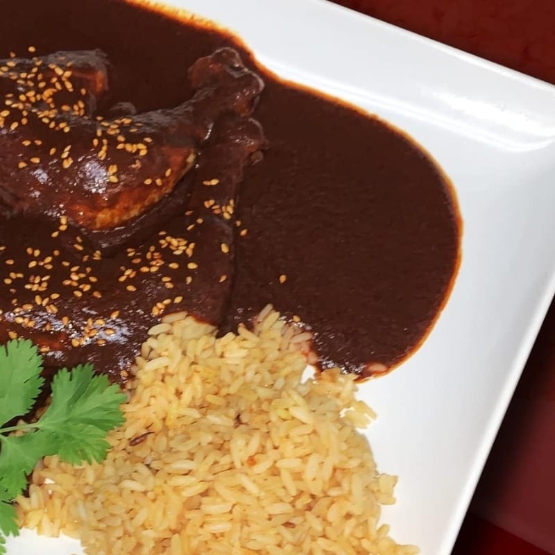 Mole De Pollo.